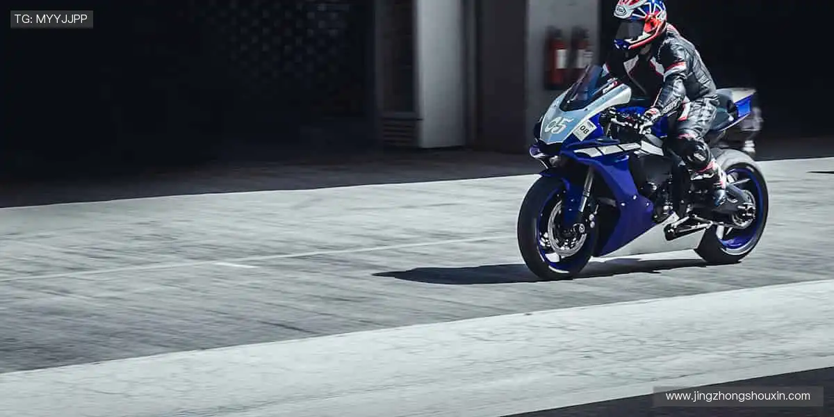 🔥 周边好物，让热爱从赛场延伸到生活！